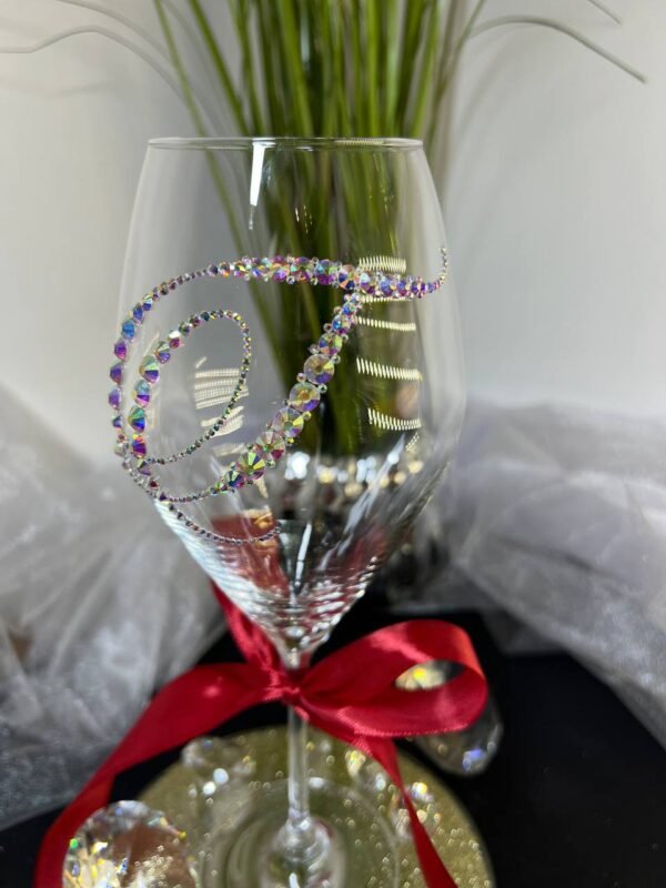 Exclusive wine glass with initial "T"