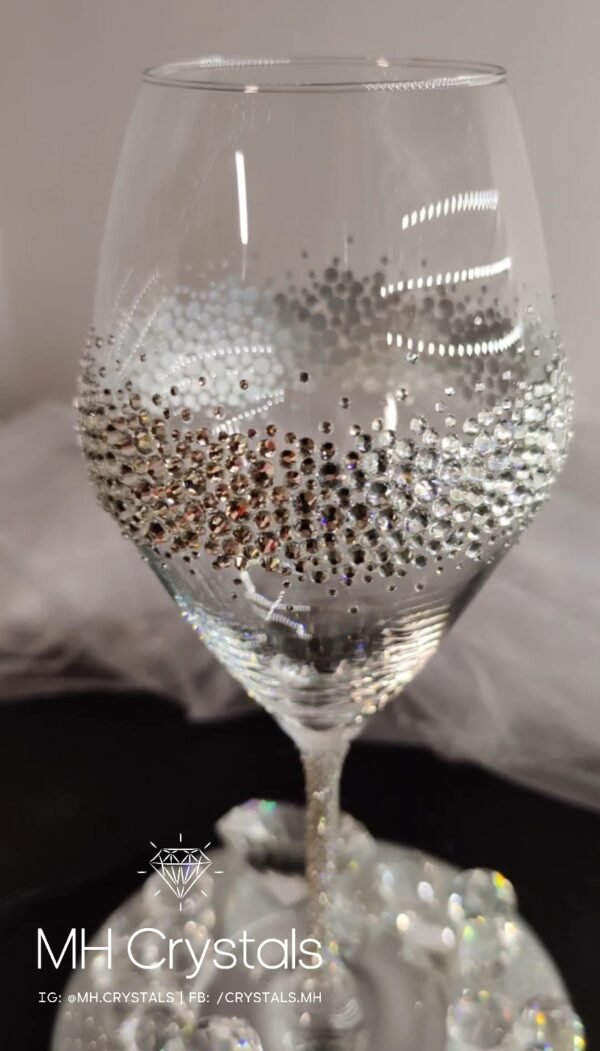 Luxury Rhinestone Glass – 590 ml, Fully Handcrafted - Image 3