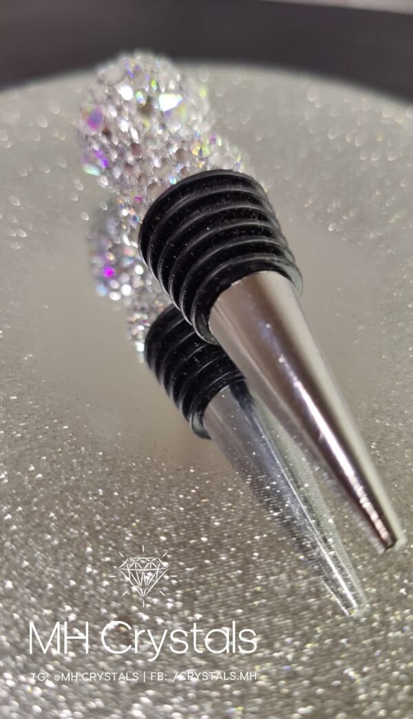 Crystal-Covered Metal Wine Bottle Stopper – Elegant Accessory - Image 2